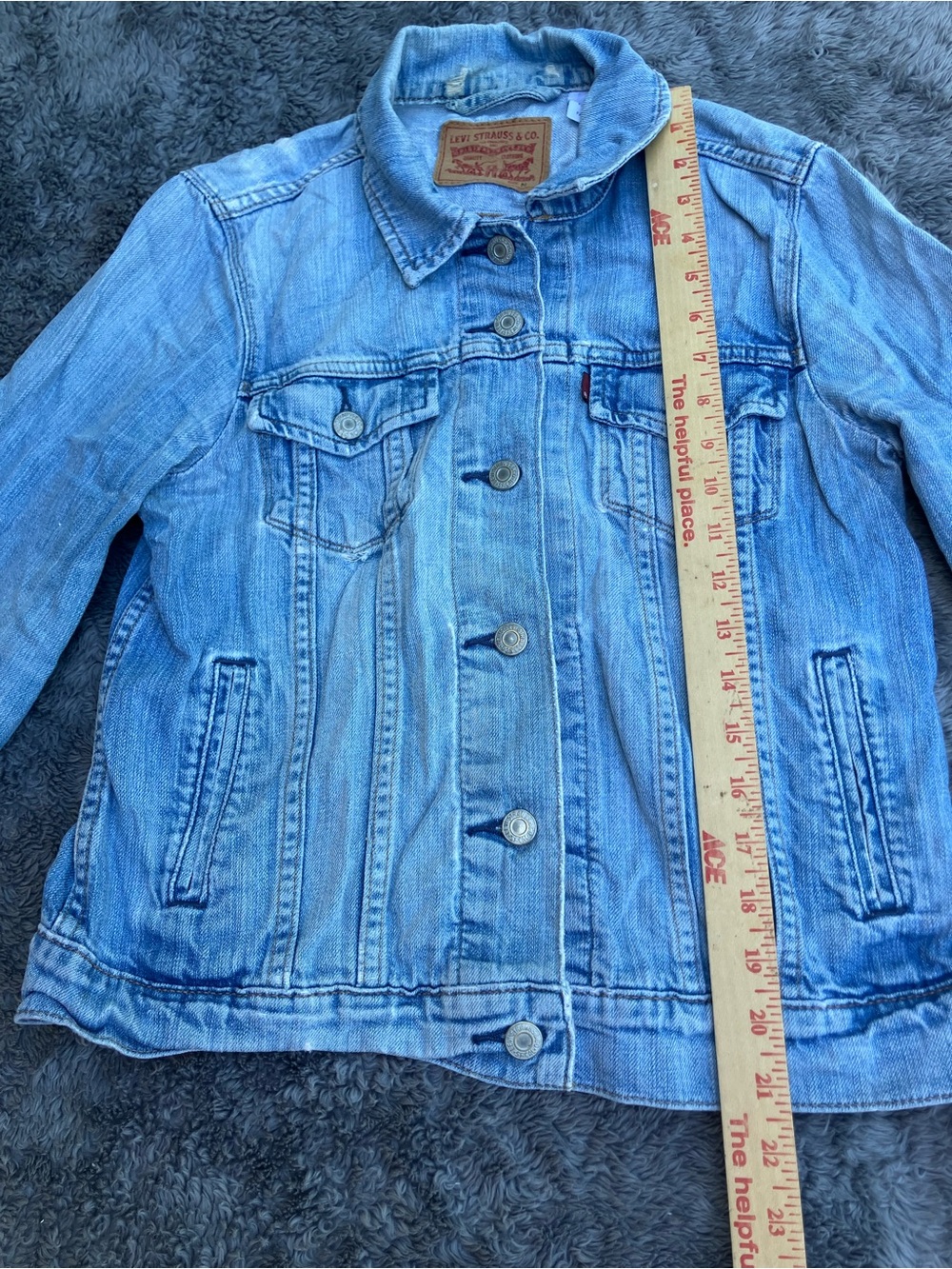 Levi's Light Blue Denim Jean Jacket Distressed Thrashed Size M - Picture 5 of 13